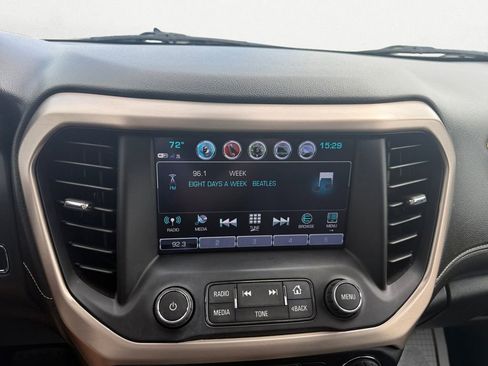 Used 2019 GMC Acadia Denali w/ Technology Package FWD image 22
