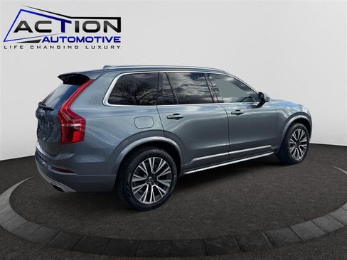 Used 2020 Volvo XC90 T6 Momentum w/ Protection Package image 8