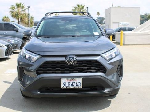 Used 2024 Toyota RAV4 XLE w/ Convenience Package image 2