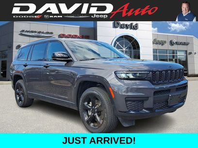 Used 2023 Jeep Grand Cherokee L Laredo