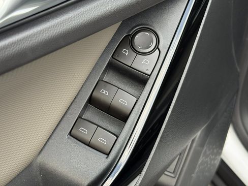 New 2026 Chevrolet Equinox LT image 21