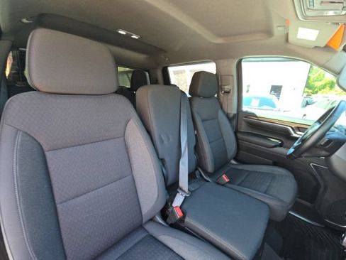 Used 2023 Chevrolet Silverado 1500 LT w/ Convenience Package II AWD/4WD image 20
