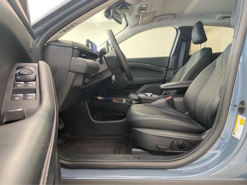 Used 2023 Ford Mustang Mach-E Select image 16