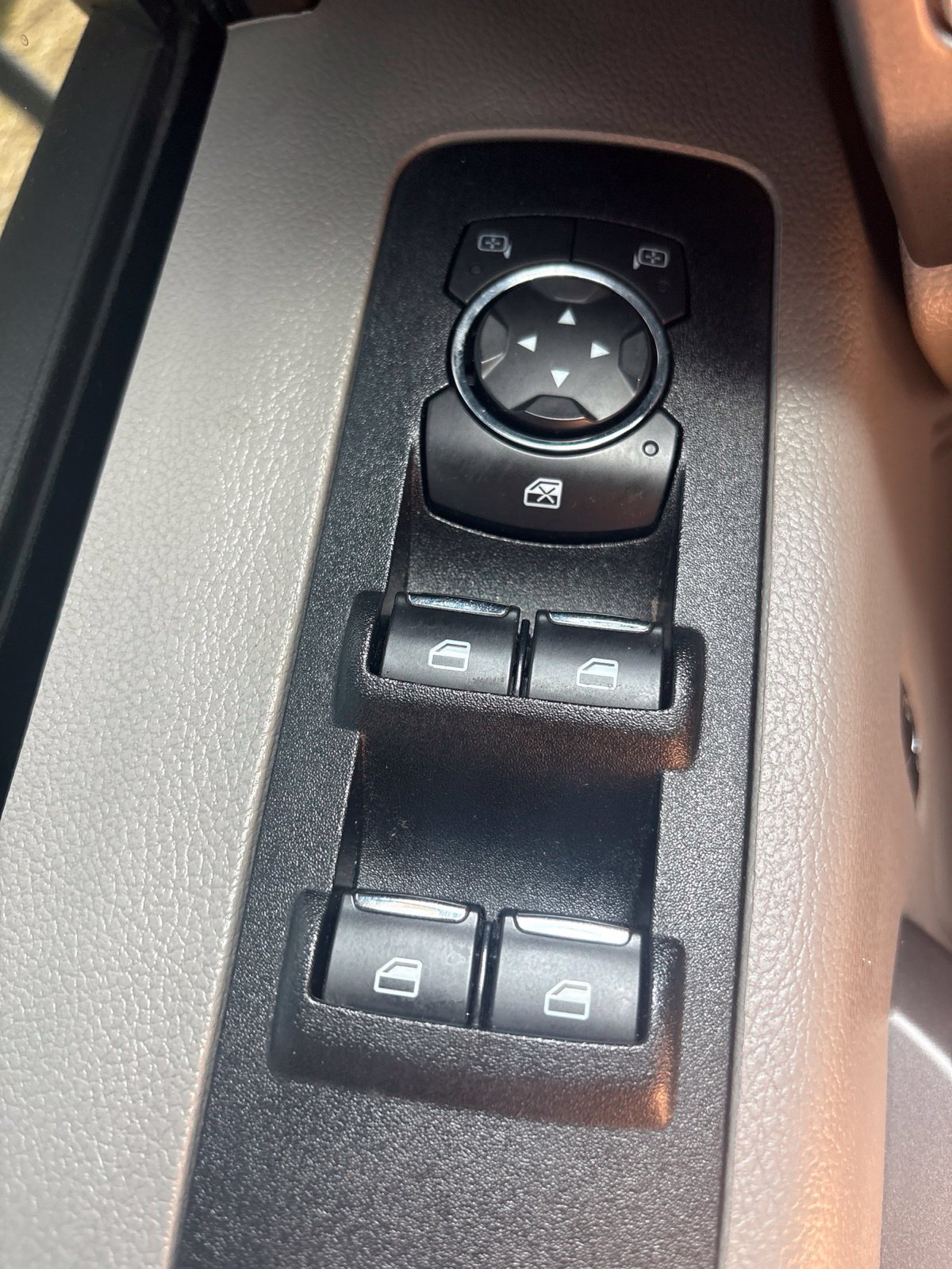 Used 2020 Ford F150 XLT RWD image 16