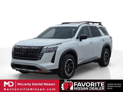 New 2026 Nissan Pathfinder Rock Creek image 2