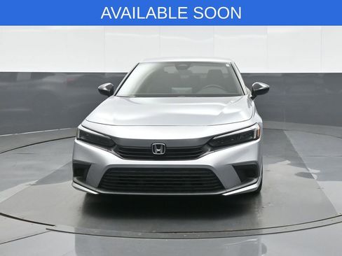 Used 2023 Honda Civic Sport image 2