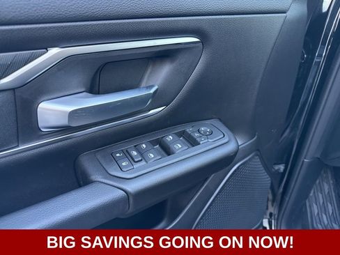 New 2026 RAM 1500 4x4 Crew Cab image 17