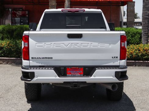 Used 2024 Chevrolet Silverado 2500 LTZ w/ LTZ Plus Package AWD/4WD image 7