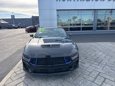 Used 2025 Ford Mustang GT Premium image 27