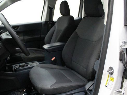 Used 2024 Ford Maverick XL image 8