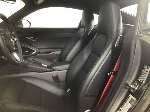 Certified 2024 Porsche 718 Cayman GTS RWD image 5