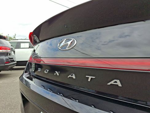 Used 2023 Hyundai Sonata Limited image 30