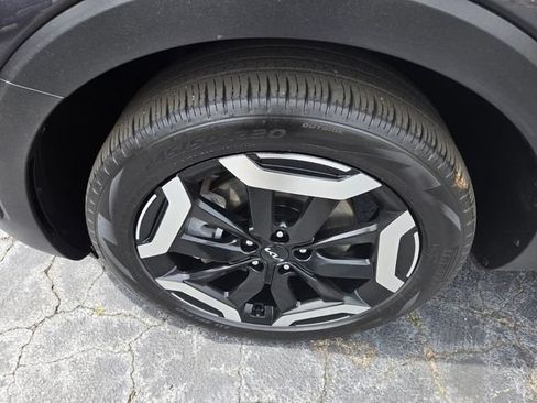 Used 2025 Kia Telluride S AWD/4WD image 23