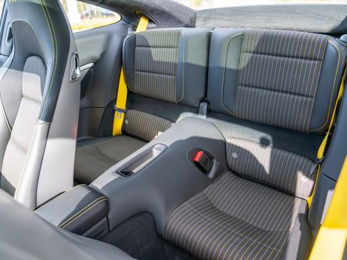 Certified 2019 Porsche 911 Carrera T RWD image 23
