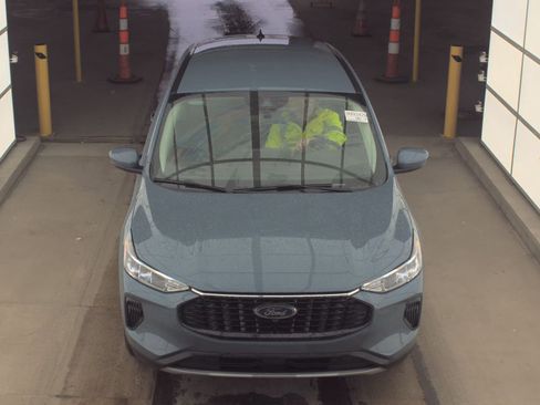 Used 2023 Ford Escape Active w/ Tech Pack #2 image 3