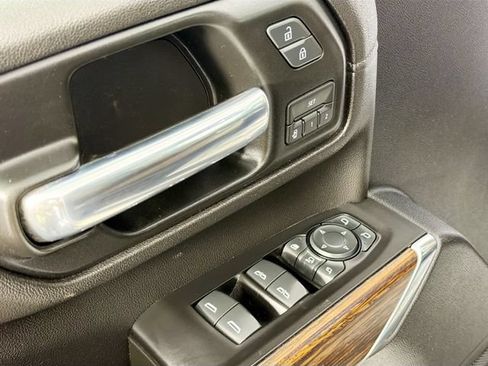 Used 2020 Chevrolet Silverado 3500 High Country w/ Technology Package AWD/4WD image 17