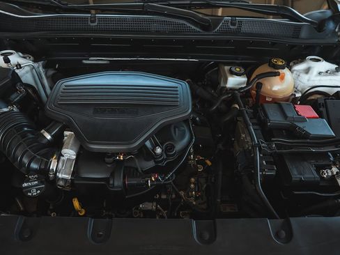 Used 2021 Chevrolet Blazer LT image 28