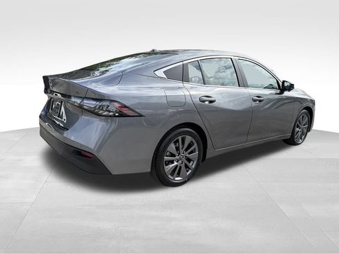 New 2026 Nissan Sentra SL w/ Floor Mat Package FWD image 8