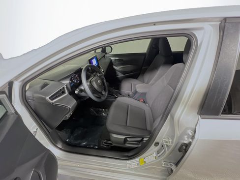 Used 2023 Toyota Corolla LE FWD image 15