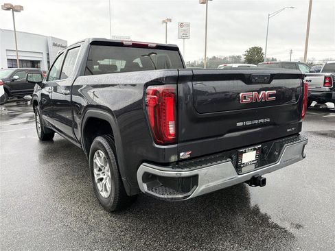Used 2025 GMC Sierra 1500 SLT image 8