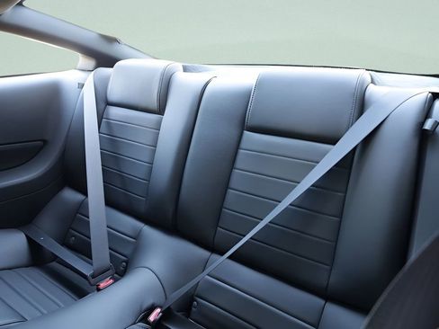 Used 2008 Ford Mustang Shelby GT500 RWD image 18