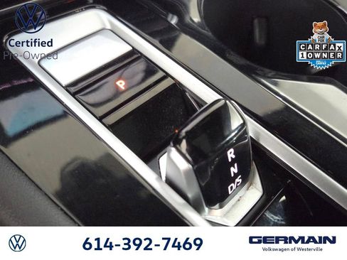 Certified 2025 Volkswagen Atlas Cross Sport SEL Premium R-Line AWD/4WD image 24