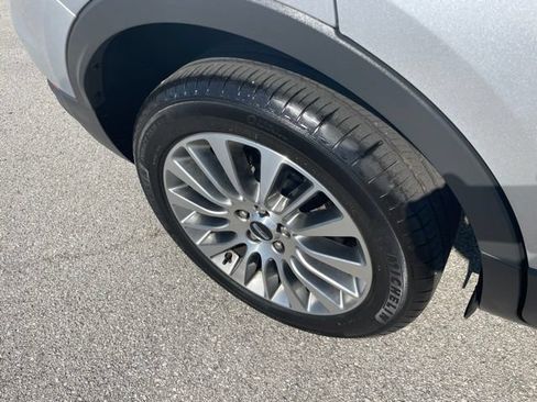 Used 2018 Lincoln MKC Reserve w/ Lincoln MKC Climate Package FWD image 15