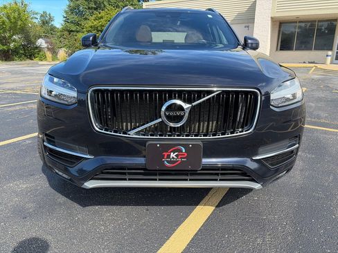 Used 2017 Volvo XC90 T6 Momentum w/ Momentum Plus Package AWD/4WD image 14