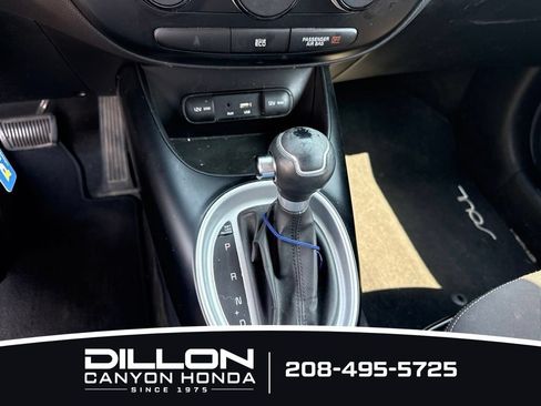 Used 2016 Kia Soul FWD image 9