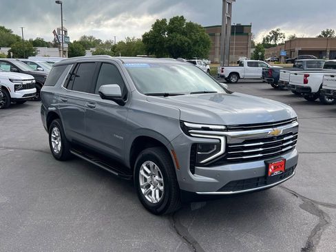 Certified 2025 Chevrolet Tahoe LT AWD/4WD image 4