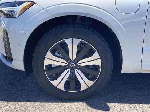 New 2025 Volvo XC60 T8 Plus image 11