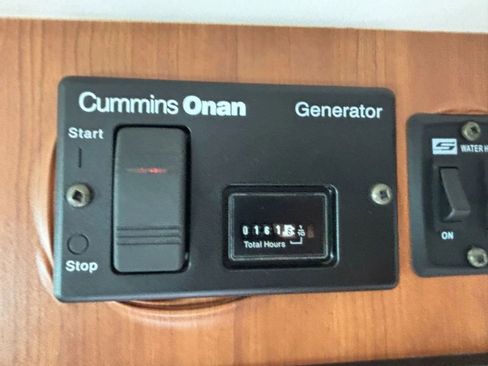 Used 2012 Chevrolet Express 2500 w/ Power Package image 39