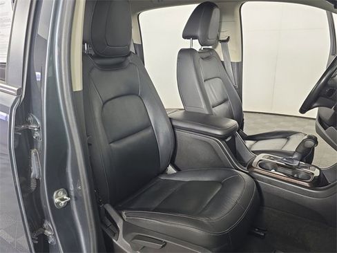 Used 2015 GMC Canyon SLT w/ Driver Alert Package image 25