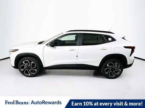 New 2026 Chevrolet Trax RS w/ Sunroof Package image 3