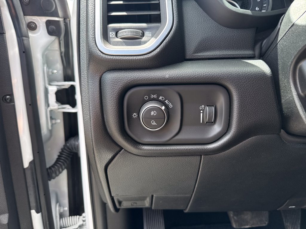 Used 2026 RAM 2500 Big Horn AWD/4WD image 14