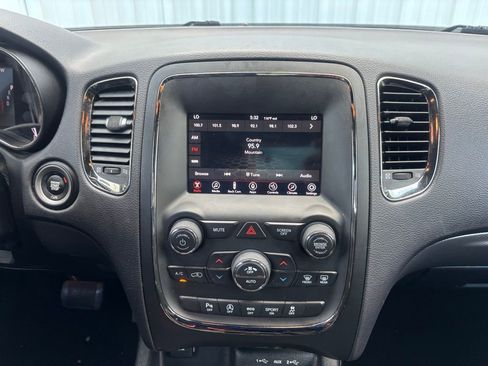 Used 2019 Dodge Durango GT image 23