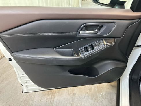 Certified 2023 Nissan Rogue SV w/ SV Premium B Package AWD/4WD image 27