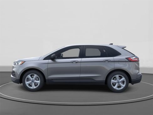 New 2024 Ford Edge SE image 3