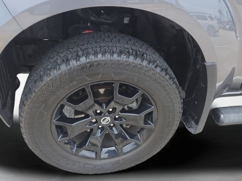 Used 2021 Nissan Frontier SV w/ Midnight Edition Floor Mats RWD image 39