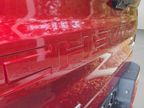 Used 2023 Chevrolet Silverado 1500 High Country w/ Z71 Off-Road Package image 33