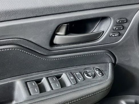 Used 2024 Honda Odyssey EX-L image 9