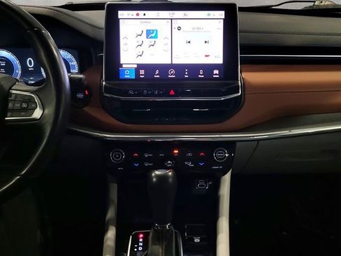 Used 2022 Jeep Compass Limited w/ Elite Group image 36