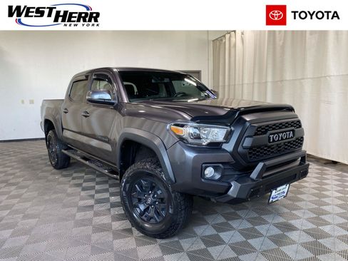 Used 2021 Toyota Tacoma TRD Off-Road AWD/4WD image 1