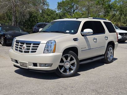 Used 2013 Cadillac Escalade Luxury
