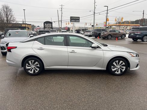 Used 2020 Nissan Altima 2.5 S image 5