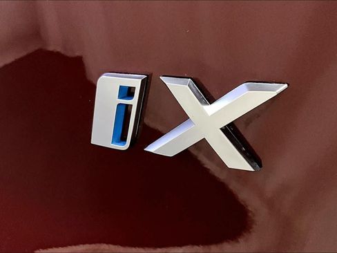 Certified 2024 BMW iX xDrive50 w/ Sport Package AWD/4WD image 9