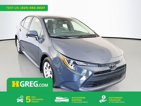 Used 2025 Toyota Corolla LE FWD image 1