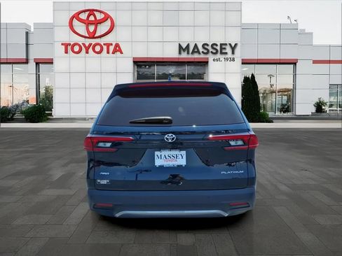 Used 2026 Toyota Grand Highlander AWD image 4