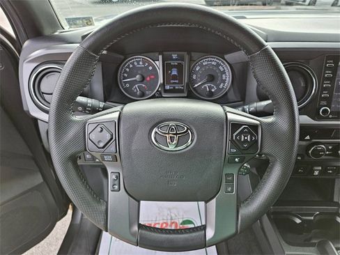 Used 2022 Toyota Tacoma TRD Off-Road w/ Technology Package image 25
