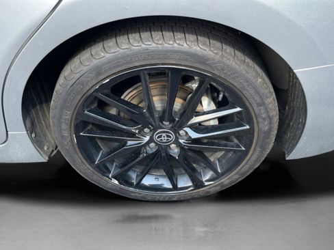 Used 2024 Toyota Camry XSE image 9